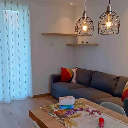 Casa Nonna Carla * Luino